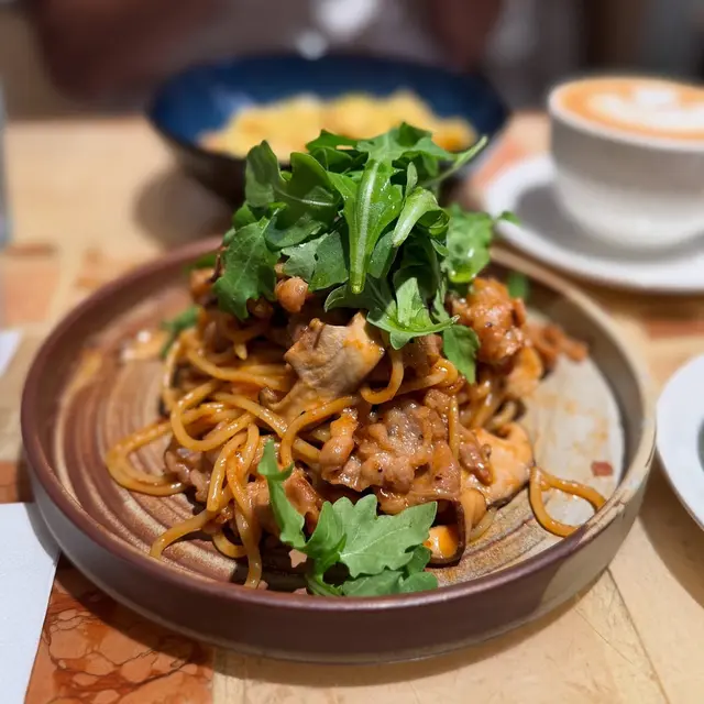 忌廉燒汁牛肉意粉