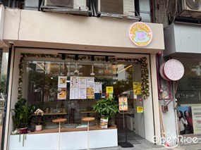 玫瑰咖啡館