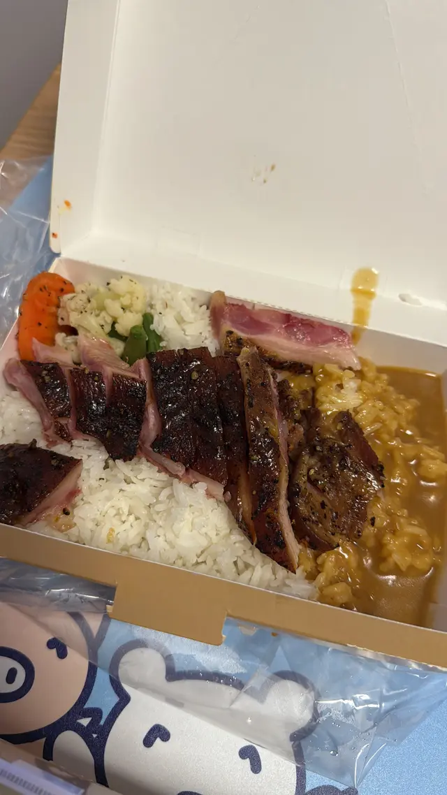 燻蹄飯,量好少又細舊
