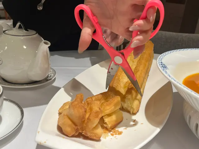 油條好酥脆！點蝦汁食一流！