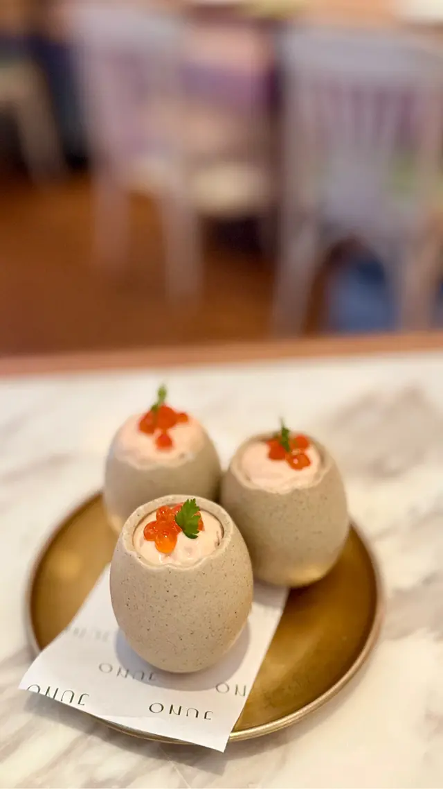 Egg Tonnato 吞拿魚蛋黃醬泡沫