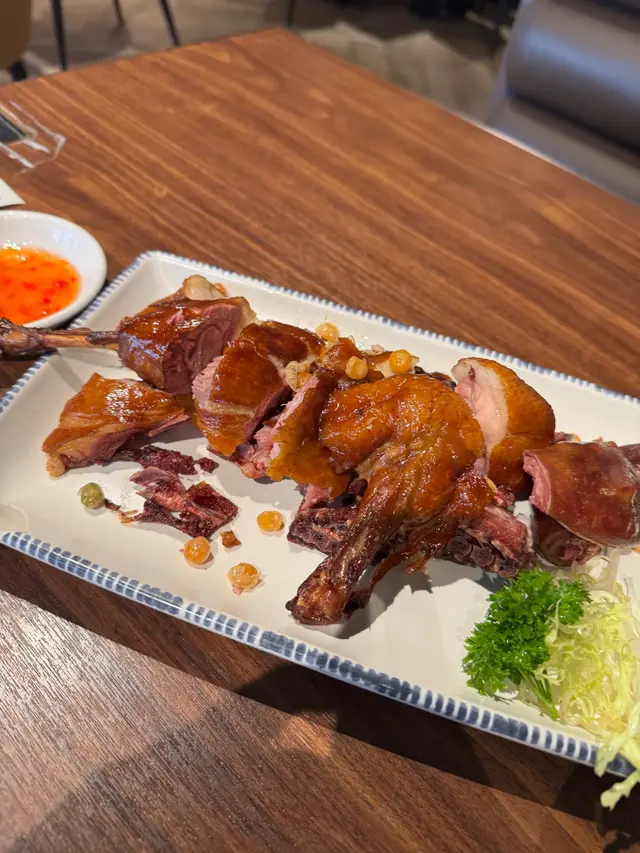 72度慢烤樟茶鴨