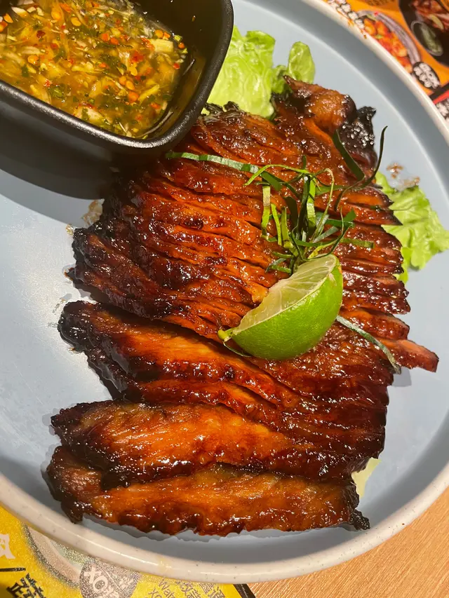 豬頸肉  牛肉拉麵  酥皮湯