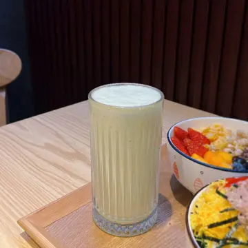 牛油果奶昔