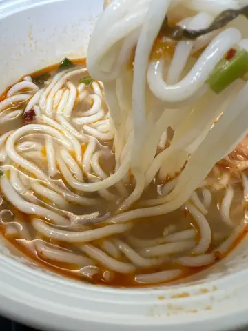 大家睇吓个米线  胀过我同你