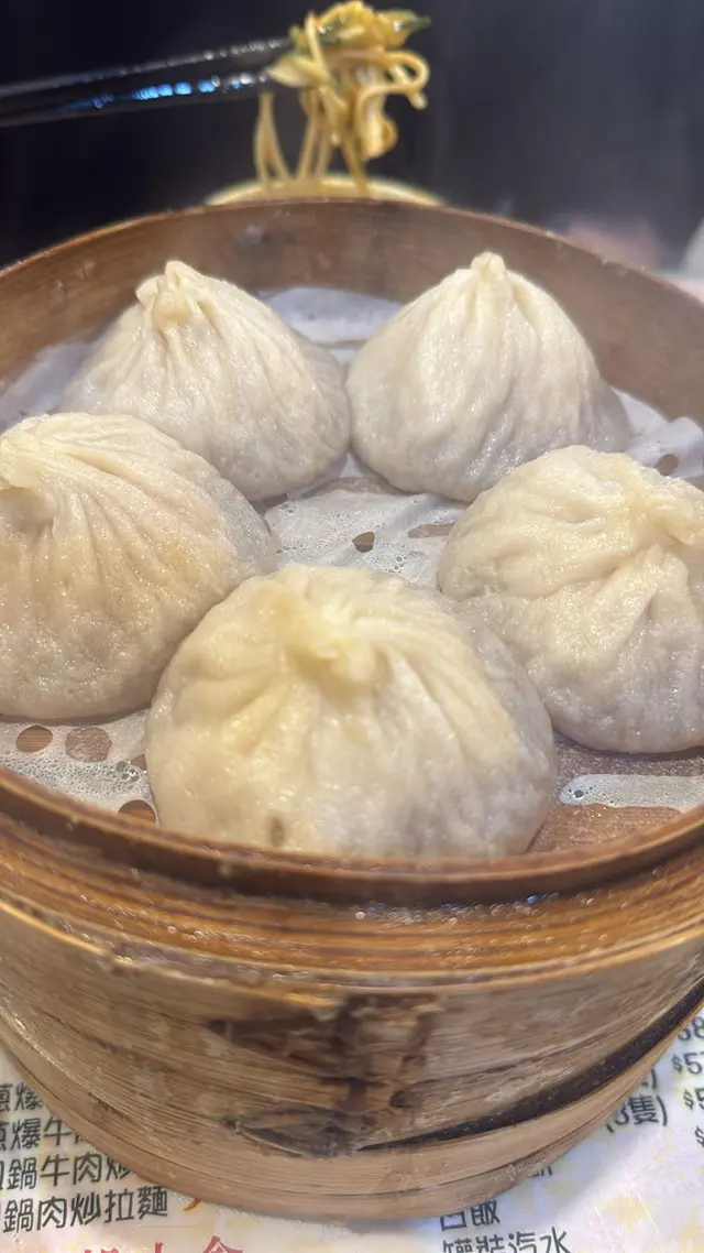 真係勁多汁，足足有三大匙羹￼