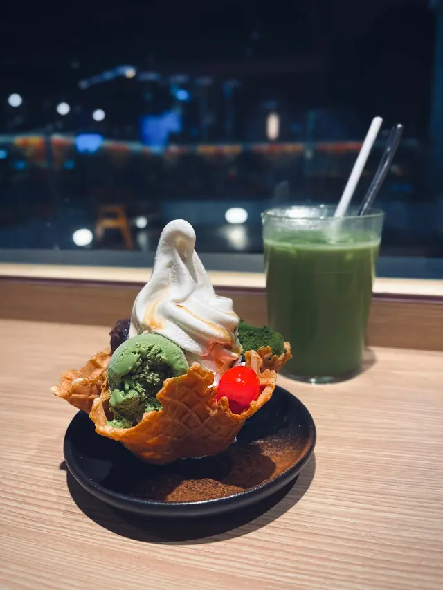 抹茶蕨餅新地
