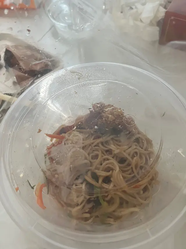 一樣係再食唔落既狀態