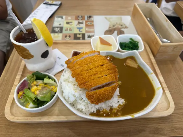 日式咖哩吉列豬扒飯