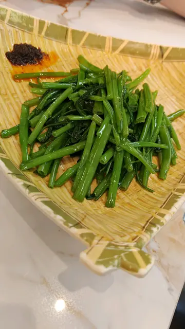 马拉盏通菜