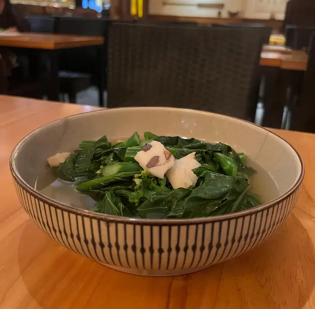 芥蘭浸泰皇椰青湯