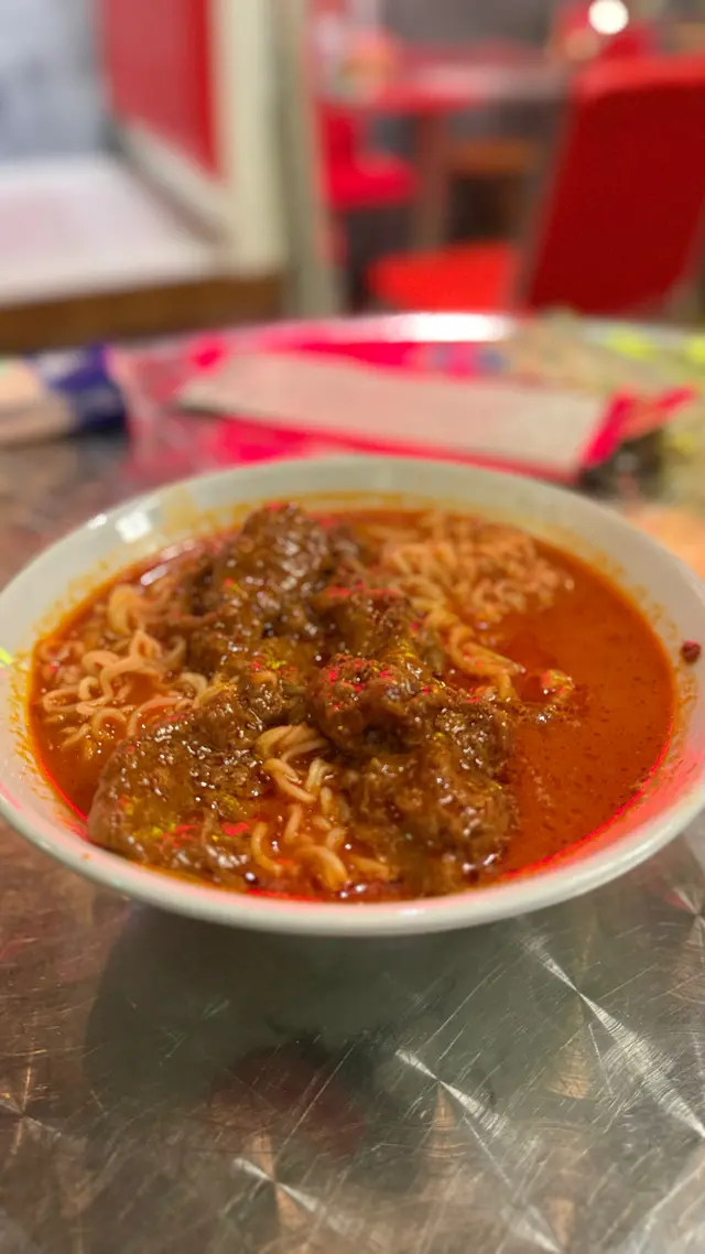 少少辣辣地嘅味道 好襯沙嗲牛
呢個味道真係幾特別