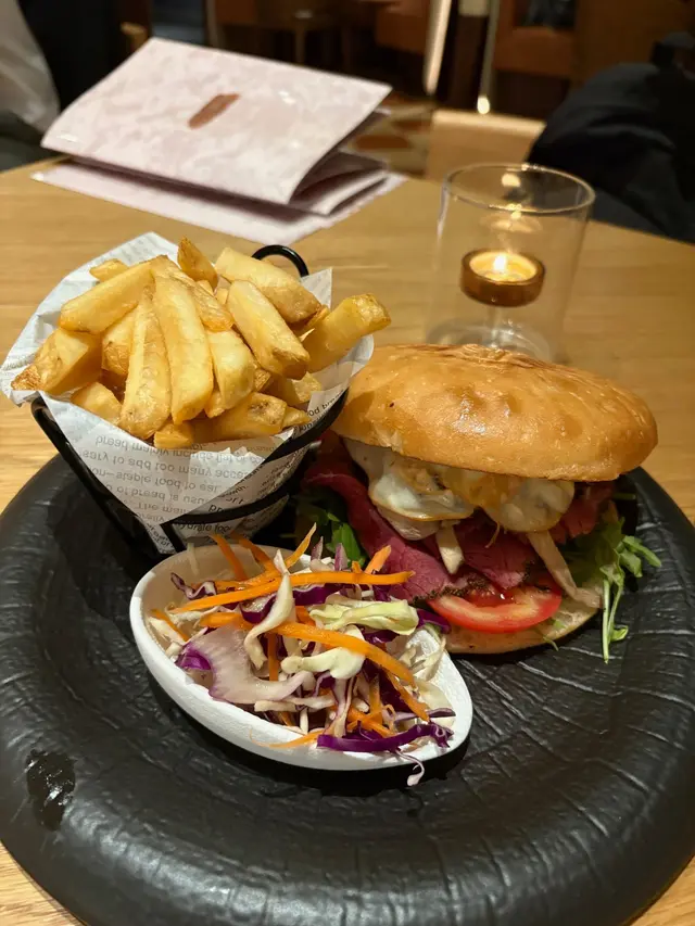 煙燻牛肉蘑菇中東包