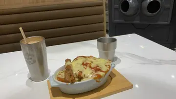 鲜茄焗猪扒饭