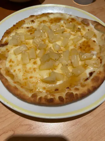 白汁糖漿芝士菠蘿pizza
