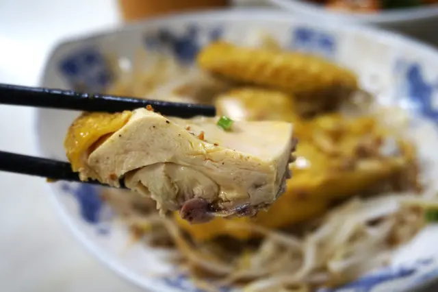 芽菜雞配黃薑飯