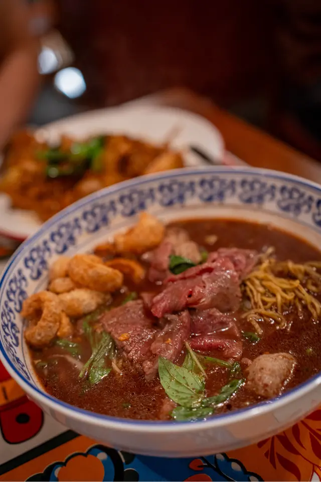和牛船麵
