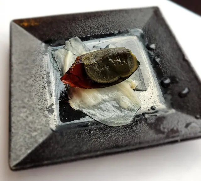 松花皮蛋配酸薑