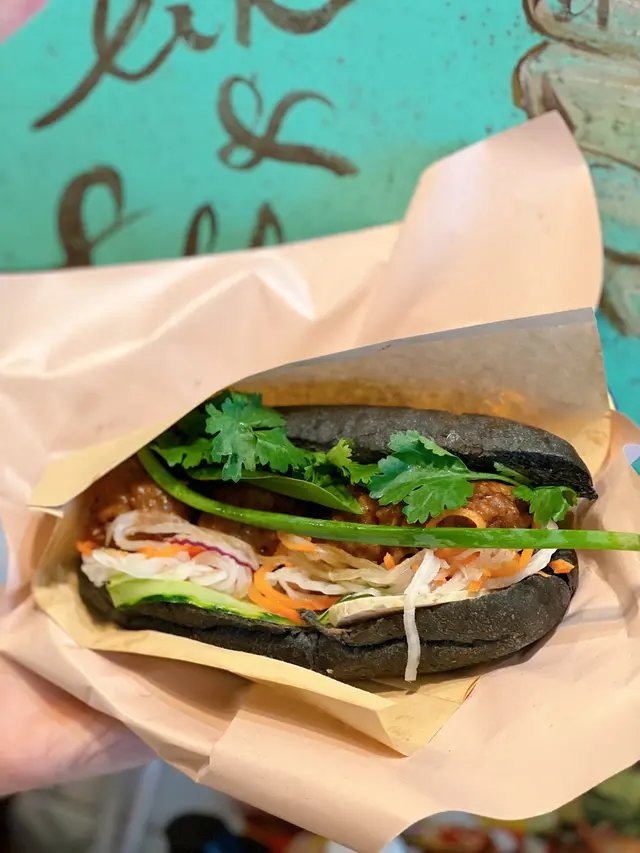 越式豬肉球法包