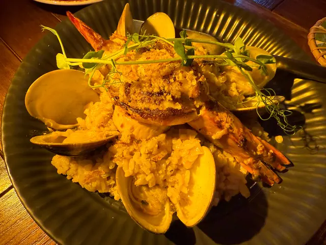 烤大蝦海鮮椰香喇沙飯