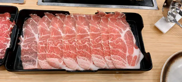 伊比利亞黑毛豬