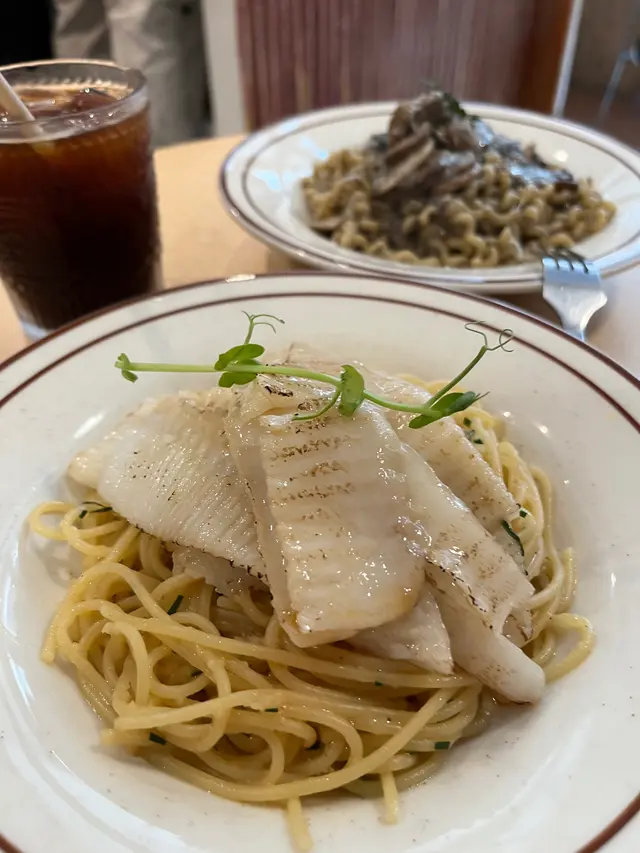 火炙左口魚意粉