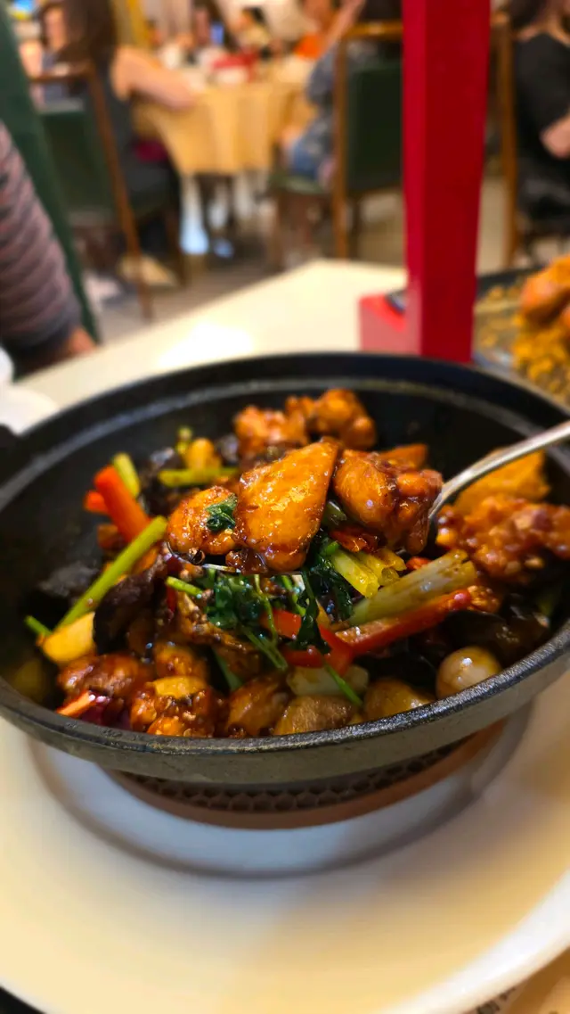 深圳麻辣雞煲