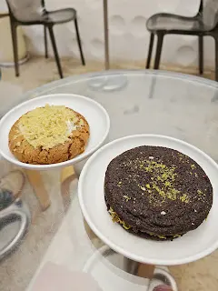 Dubai V3 , Pistachio Crumble