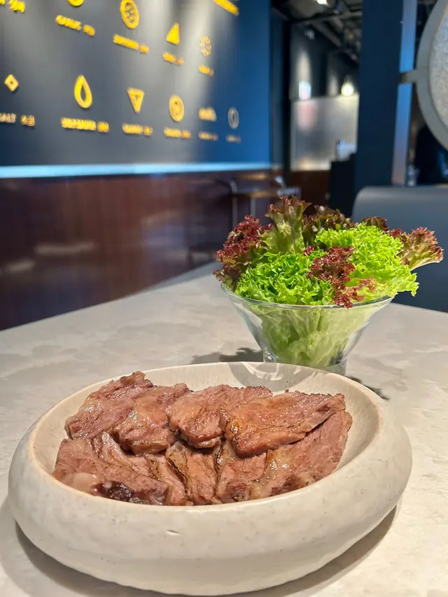 直火現炙牛肋骨