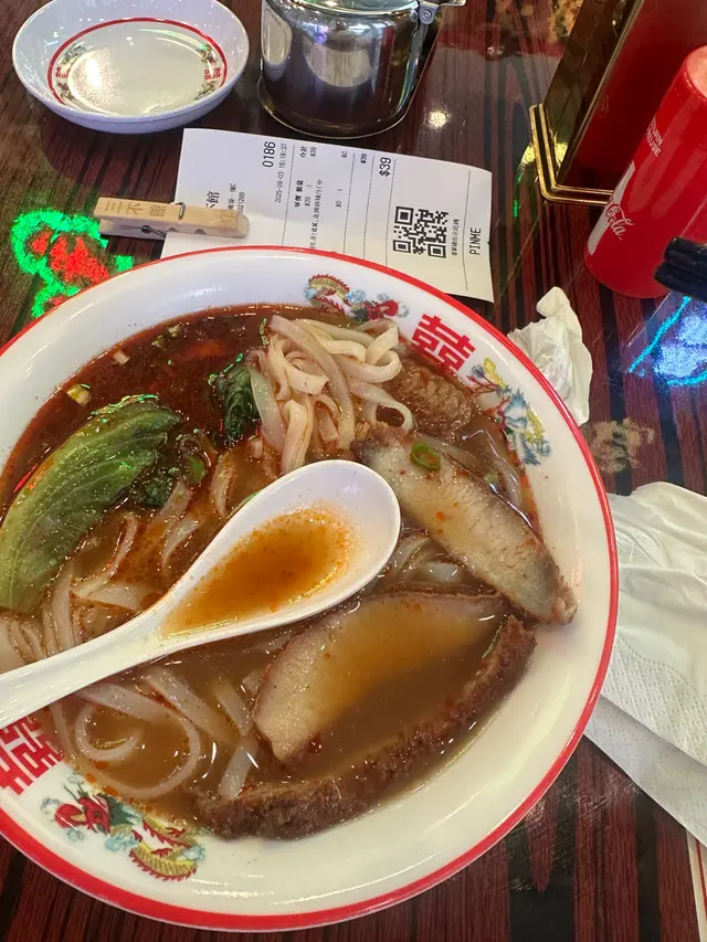 豬頸肉+滷水雞翼￼