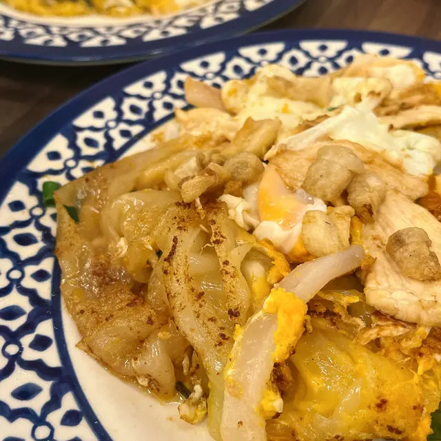 泰式乾炒雞河粉