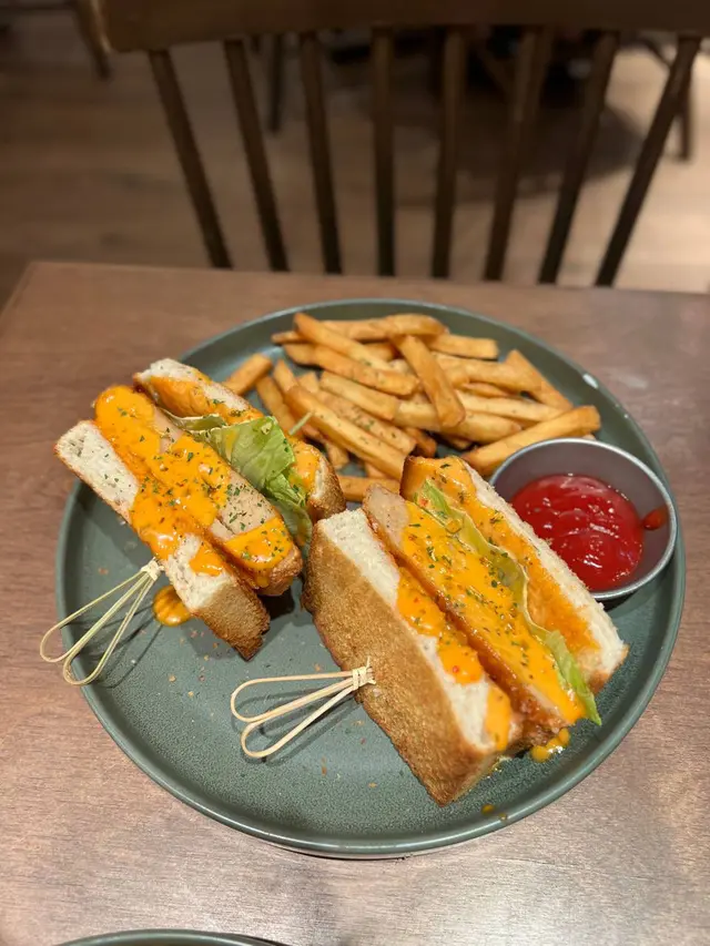 手打蝦堡厚吐司