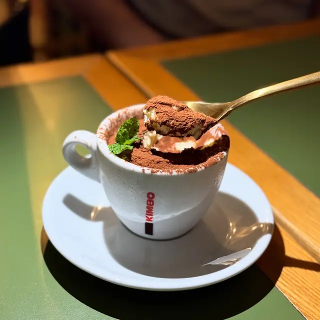 招牌提拉米蘇Tiramisu