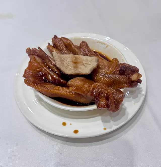 北菇蒸鵝掌