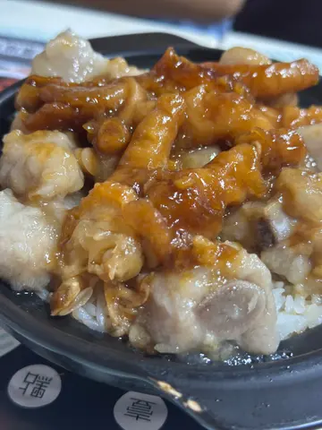 鳳爪排骨飯