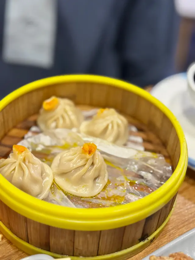 蟹粉小籠包