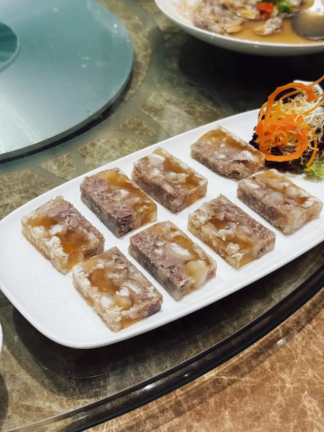 豬腳凍