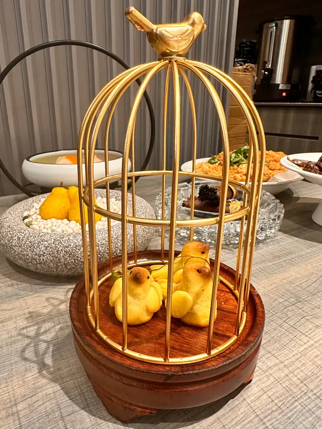 鳳梨雀仔