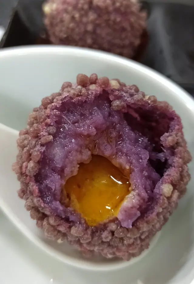 紫薯流沙煎堆仔