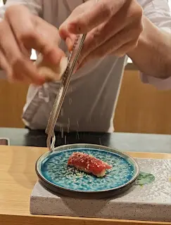 招牌飄雪鵝肝吞拿魚壽司