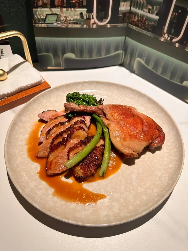 煎法國鴨胸及油浸鴨髀