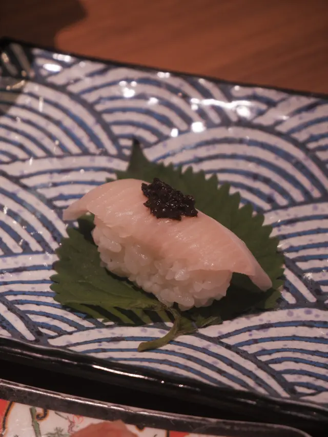 黑松露油甘魚壽司