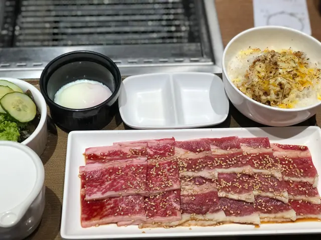 壽喜燒牛拼牛五花  芝士飯