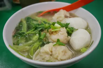 魚蛋雲吞河