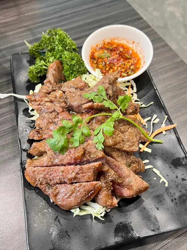 泰式燒牛柳
