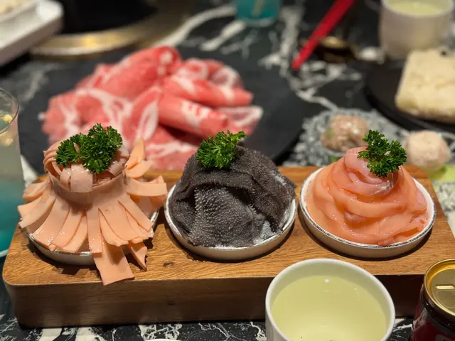 特色三拼
