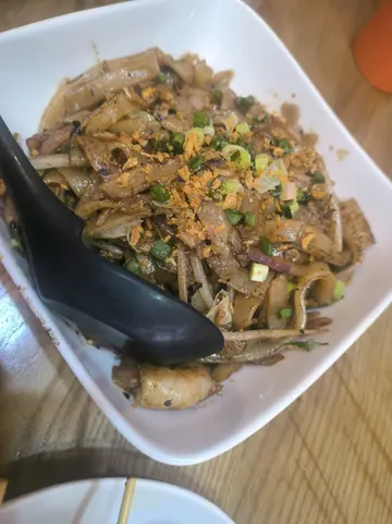 鑊撈多到苦的炒貴刃