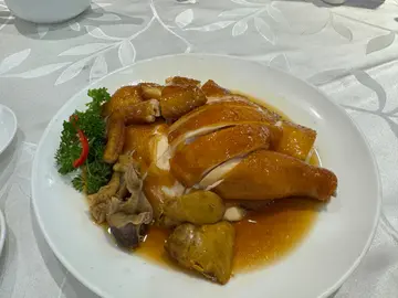 豉油鸡  （是新鲜鸡的）