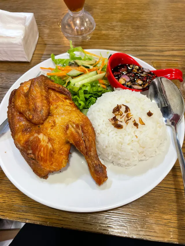 秘製炸春雞半隻配飯