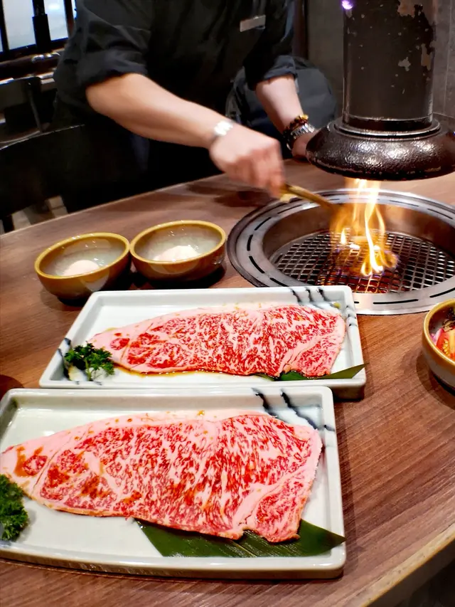 大判燒！黑毛和牛西冷